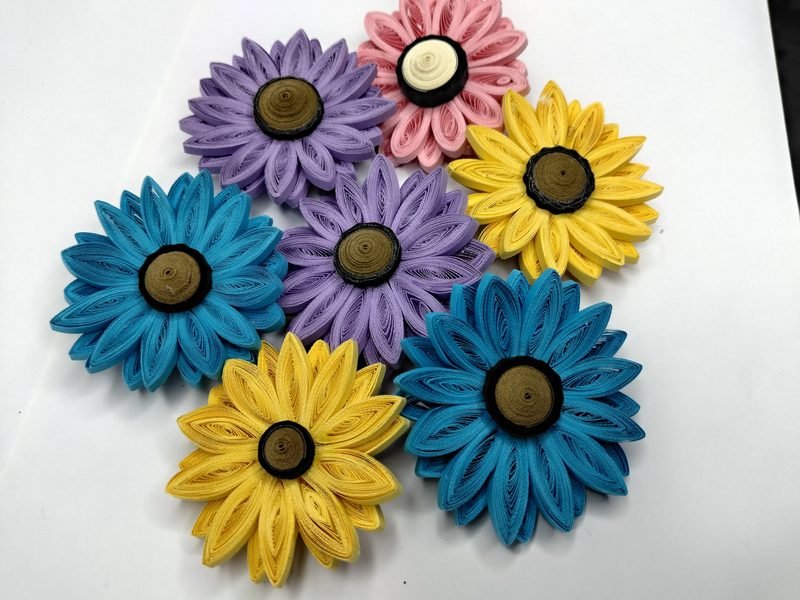 Quilled paper art by Dquills